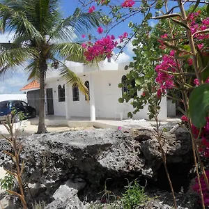  Guest house La Isla